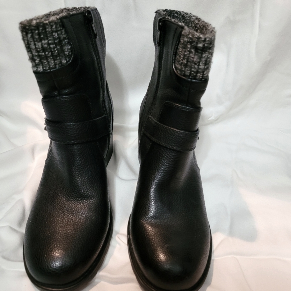 Baretraps   Women's 8M   Black Boots/Bootie
